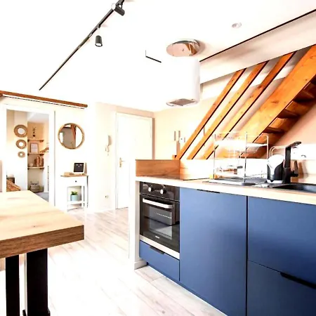 Appartement Les Coulisses - Duplex Au Centre - Parking Privé